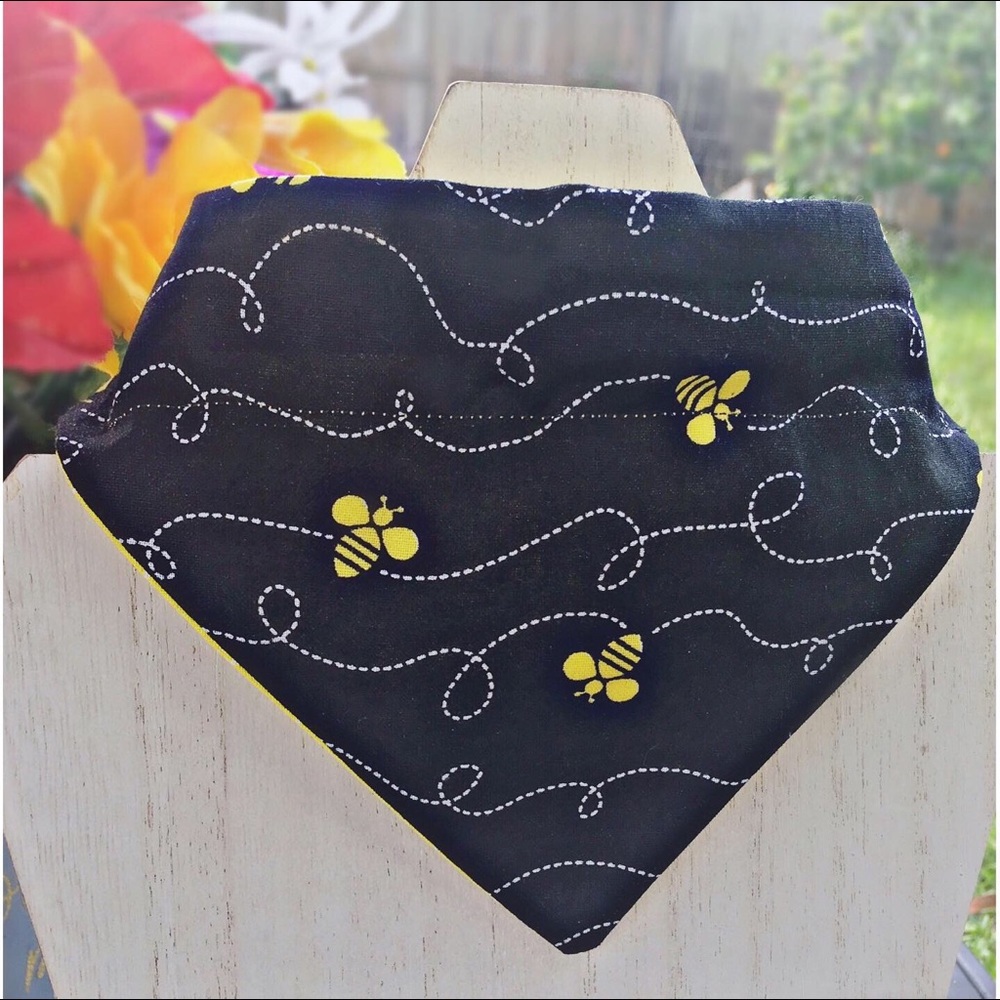 🐝 Pet Bandana Bee Happy Bumble Bee Dog